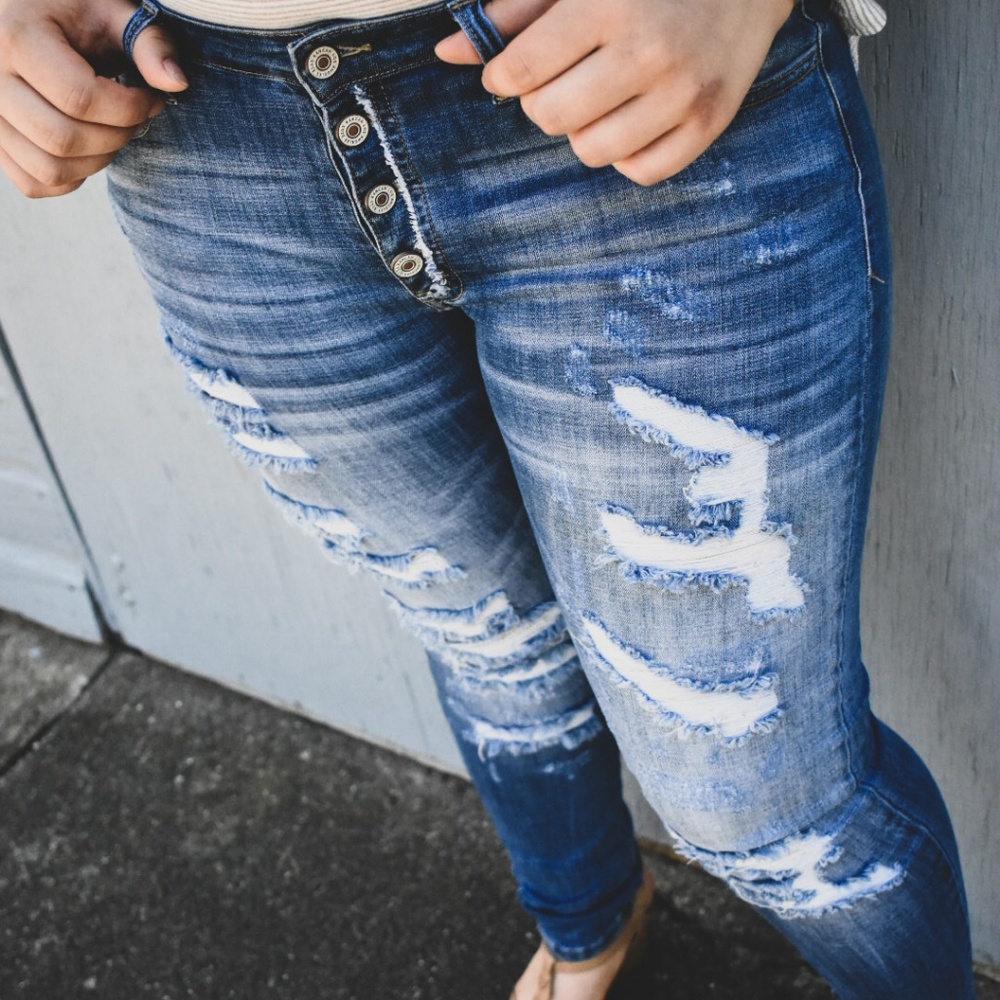 SADIE BUTTON UP DISTRESSED SKINNY JEANS - Picture 2 of 8